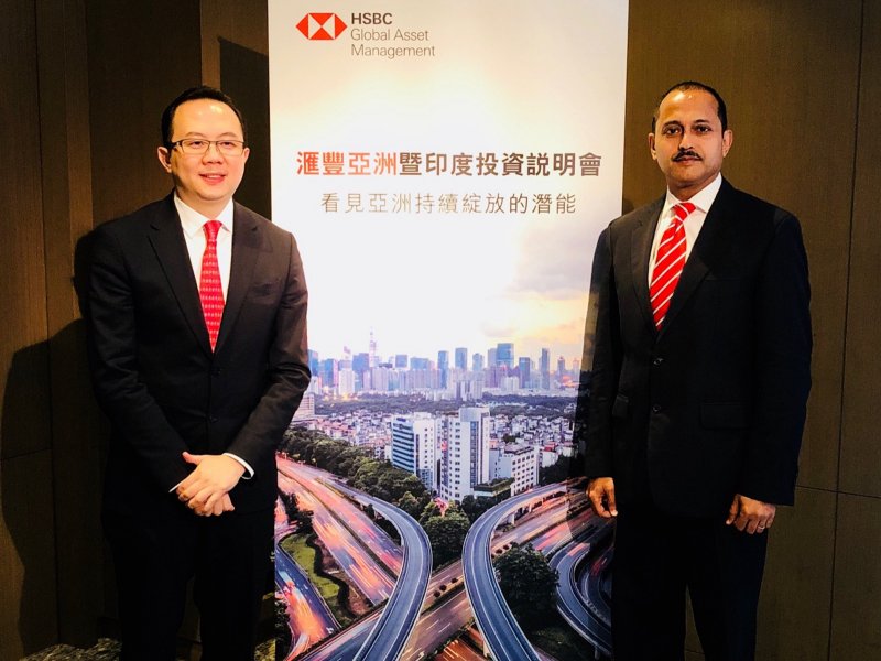 滙豐中華投信董事長李選進(左)與滙豐香港環球投資管理團隊亞洲利率及外匯投資主管Gordon Rodrigue。（資料照）