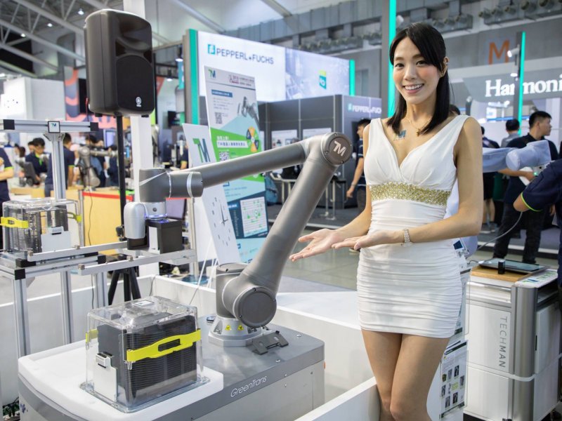 廣達機器人搶進日本 達明機器人參展日本新興機器人展RoboDEX。（達明提供）