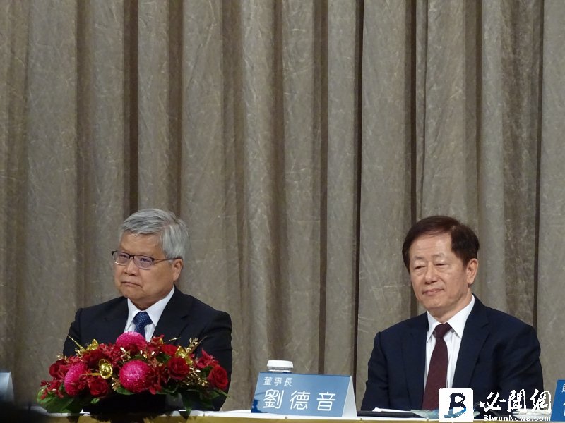 台積電董事長劉德音(右)與總裁魏哲家。（資料照）