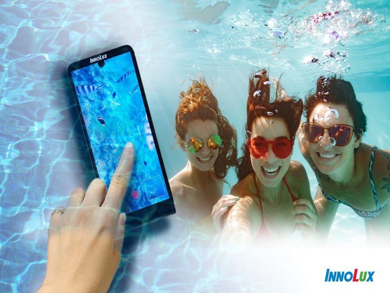 群創水下觸控拍照手機 規劃2020年底品牌導入。（廠商提供）