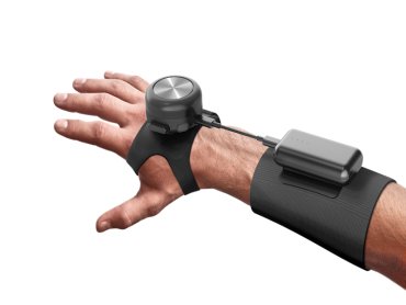 鴻海宣布攜手GyroGear佈局數位健康 將協助製造優化全球首款可減緩顫抖症狀的可穿戴式醫療設備 