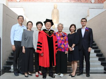 推動藝文生態生生不息 施振榮獲頒台南藝術大學名譽博士