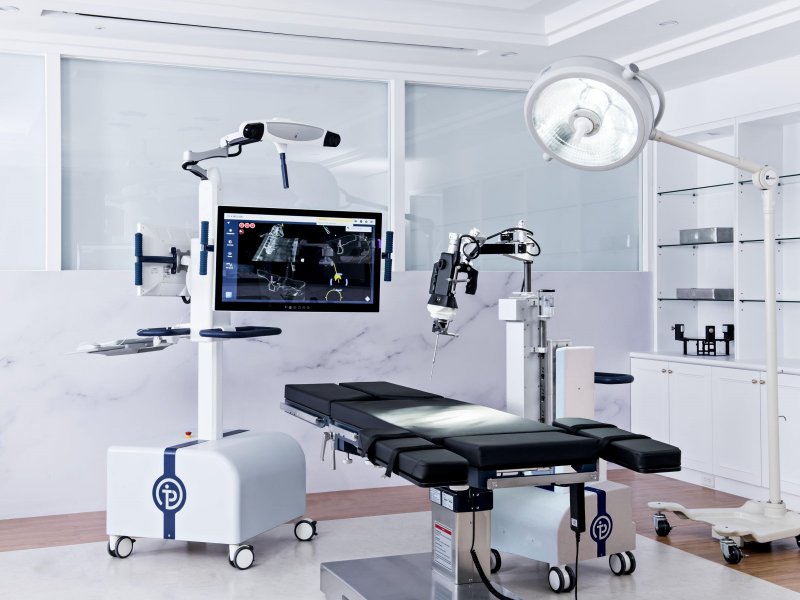炳碩生醫金榫手術導航機器人輔助系統獲TFDA上市許可。（廠商提供）