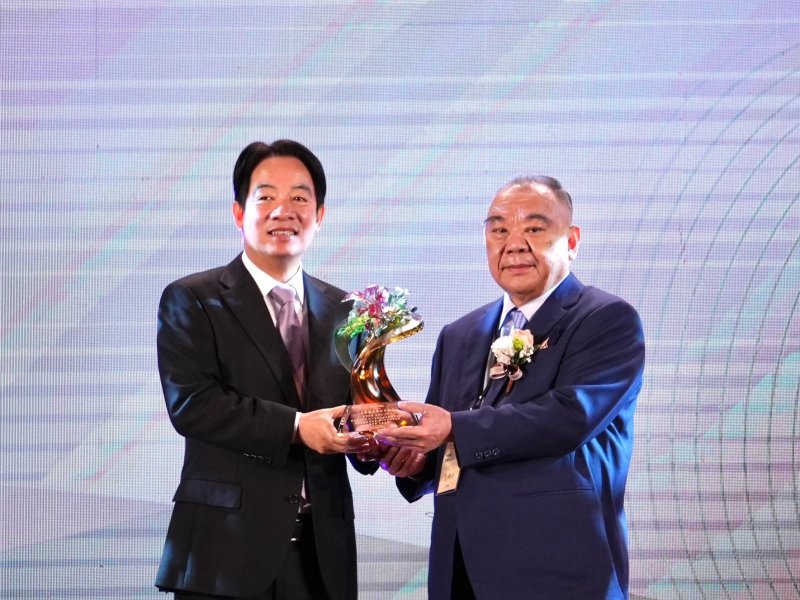 麗寶集團董事長吳寶田獲頒「2023臺灣觀光特別貢獻獎」。（廠商提供）