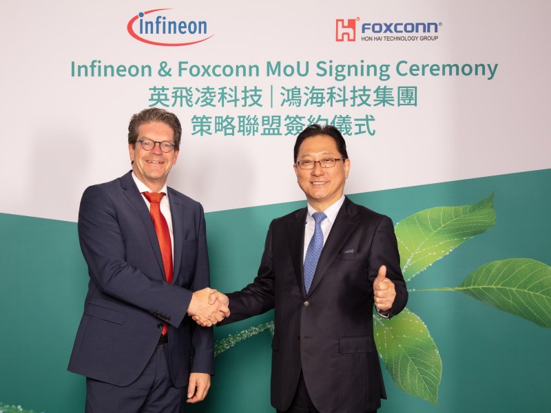 英飛凌與鴻海簽訂合作備忘錄 將在台灣設立車用系統應用中心攻碳化矽技術開發。（鴻海提供）