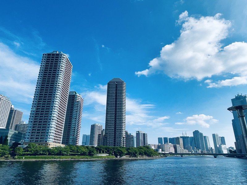 日本生活新形態 吹起高塔式住宅風潮。（信義提供）