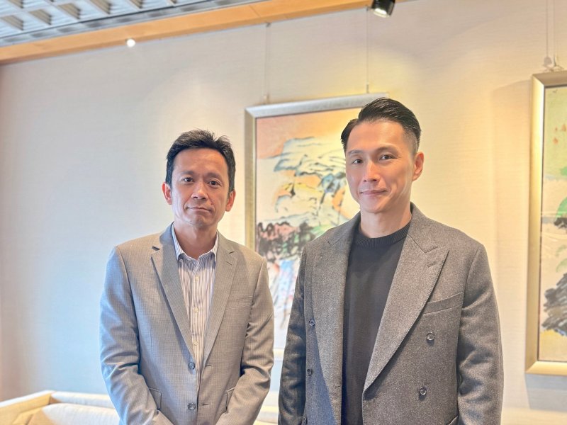 右為執行長蕭志偉、左為副總經理張兆民。(竣邦-KY提供)