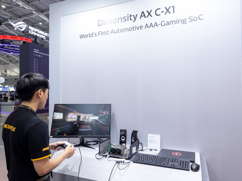 鴻華先進攜手聯發科技 與NVIDIA共同以先進AI打造智慧行車體驗。（聯發科提供）